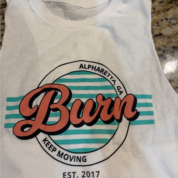 Burn boot camp Women's White Tank Top sz small vguc - Picture 2 of 3